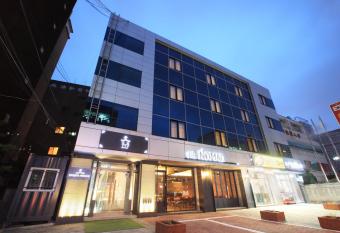 Dream House allows 18 year olds to book a room