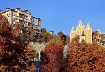 Cingjing Florence Resort Villa has Balcony rooms