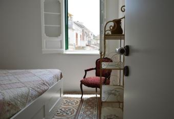 Parva Domus has Balcony rooms