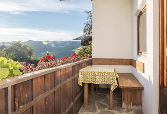 App Peterb  hl - Gasser has Balcony rooms