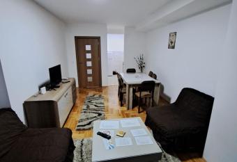 Apartman Vranje has Balcony rooms