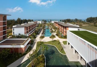 Pullman Khao Lak Resort has Balcony rooms