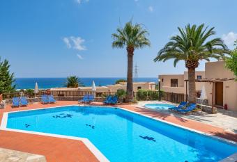 Magia Village Resort allows 18 year olds to book a room