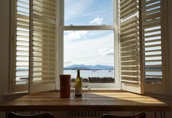 Beach house no2 with amazing sea views and private garden onto beach. has Balcony rooms