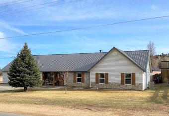 Bryce Countryside Residence allows 18 year olds to book a room