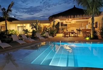 La Maison Vanille has Balcony rooms