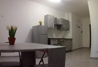 Monolocale Giulio Cesare allows 18 year olds to book a room