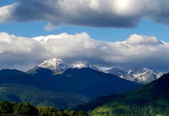 chalet avec vue imprenable has Balcony rooms