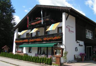Hotel Garni Haus Alpine has Balcony rooms
