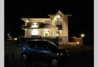 Spandan bunglow allows 18 year olds to book a room