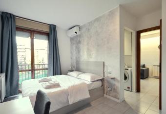 Apartment Forum III has Balcony rooms