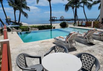 Miramar Villas Resort has Balcony rooms