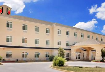 Super 8 by Wyndham Odessa TX has Smoking rooms