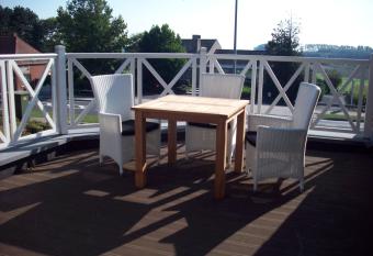 B&B Wijnendalvallei has Balcony rooms