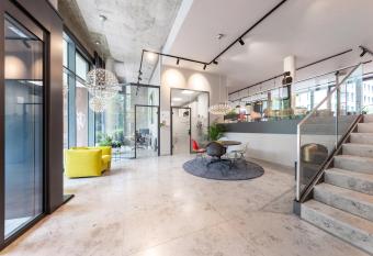 ipartment Darmstadt allows 18 year olds to book a room