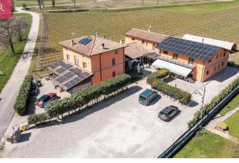 AGRITURISMO DA LAURA has Balcony rooms