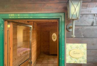 Night in the Wood Sorbo has Balcony rooms