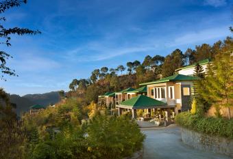 Suryavilas Luxury Resort & Spa has Balcony rooms