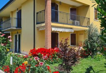 Casa Andr   has Balcony rooms