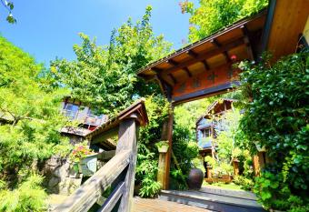 Shiyai Taoyuan has Balcony rooms