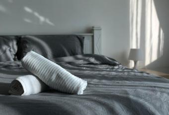 Cloud Stay at Setia Alam allows 18 year olds to book a room