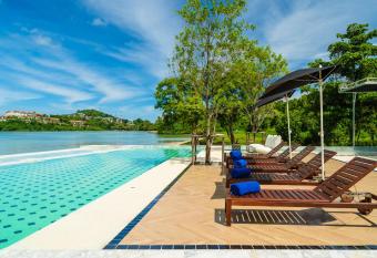Charcoal Panwa Beach Phuket has Balcony rooms