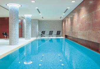 Radisson Collection Hotel, Berlin has Balcony rooms