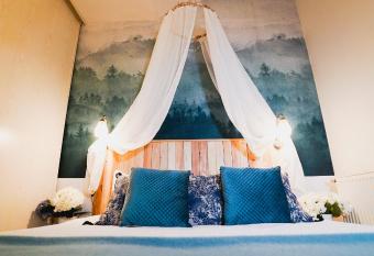 La Lavandi  re upcycling, confort, fibre BedinShop has Balcony rooms