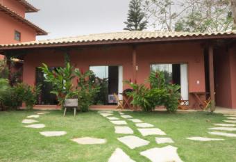 Hospedaria Oitis allows 18 year olds to book a room