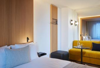 HOtello Schwabing has Balcony rooms