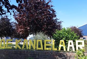 B&B De Kandelaar has Balcony rooms