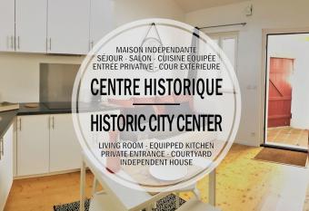 La maisonnette de la Concorde au c  ur de Moissac has Balcony rooms