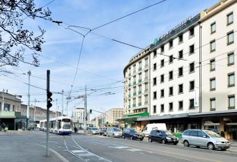 VISIONAPARTMENTS Geneva Gare allows 18 year olds to book a room