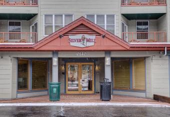 Silver Mill 8153 by Summit County Mountain Retreats has Balcony rooms