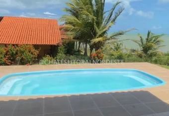 Chal   com piscina privada vista mar-Zumbi-RN allows 18 year olds to book a room