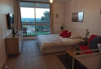 Un petit paradis pour se d  tendre et se ressourcer has Balcony rooms