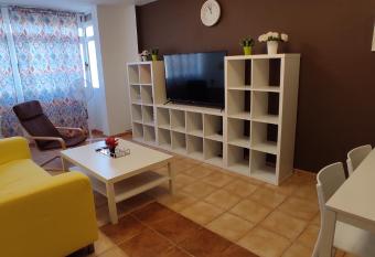 APARTAMENT PICASSO allows 18 year olds to book a room