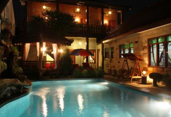 Villa Malang Gunung Kawi has Balcony rooms