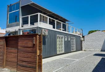 Marco Zero Containers 5 has Balcony rooms