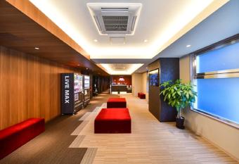 HOTEL LiVEMAX Hakataekimae has Smoking rooms