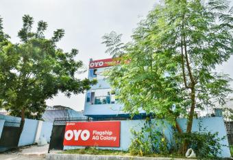 Super OYO Flagship Ag Colony allows 18 year olds to book a room