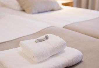 Villa Verom  ki has Balcony rooms