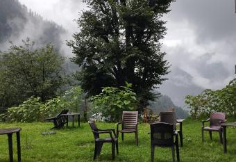 Olive Garden Classic has Balcony rooms