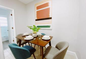 Miami International by Lowkl has Balcony rooms