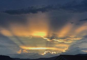 Anapoima -Liberia allows 18 year olds to book a room