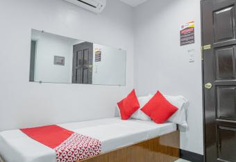 OYO 711 Goff s Place allows 18 year olds to book a room