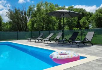 Boutique Apartments Nikola Tesla has Balcony rooms