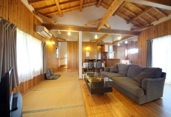 Nakijin Raku has Balcony rooms