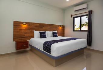 Hotel Pejelagarto allows 18 year olds to book a room