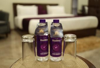 PerfectStayz Express has Balcony rooms